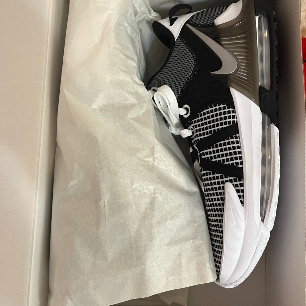 LeBron Witness 7 Black and White basketball shoes